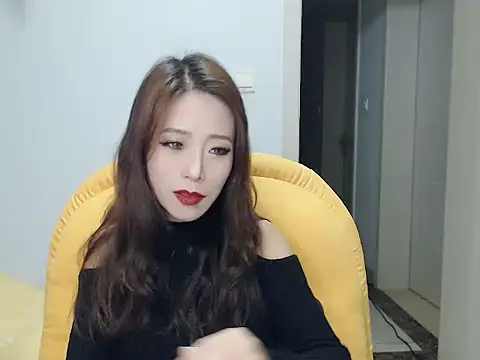 SuSushi728 online show from December 26, 2024, 4:25 pm