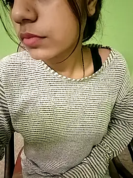 EACH 555 online show from December 19, 2025, 7:44 am