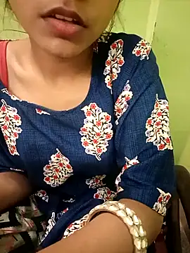 EACH 555 online show from December 3, 2025, 8:14 am