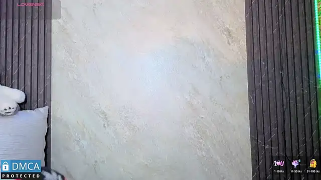 SolBeaumont1 online show from October 18, 2025, 5:37 pm