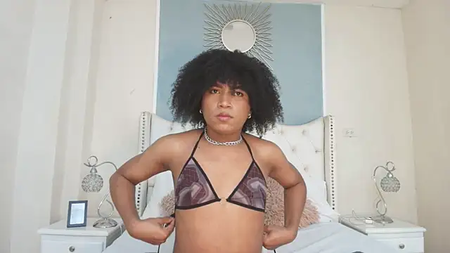 Ambar Collingg online show from March 10, 2025, 1:32 pm