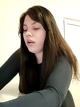 Snapshot of leeya_lee chatting on March 19, 2025, 8:11 pm leeya lee online show from March 19, 2025, 8:11 pm