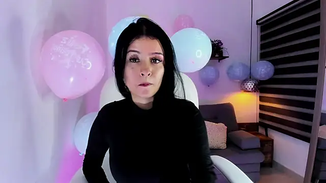 yenny garcia online show from October 7, 2025, 6:09 pm