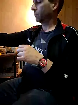 Snapshot of Augsburgfun chatting on March 6, 2025, 4:38 pm Augsburgfun online show from March 6, 2025, 4:38 pm