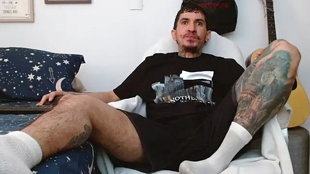 IaDoherty online show from October 7, 2025, 7:37 pm