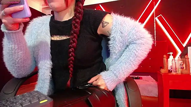 Snapshot of engel_devil chatting on October 17, 2025, 11:45 am engel devil online show from October 17, 2025, 11:45 am