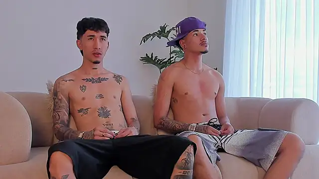 Ian and Noah online show from June 4, 2026, 10:03 pm