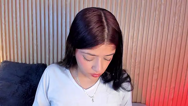 Snapshot of lana_dol chatting on October 27, 2025, 1:45 pm lana dol online show from October 27, 2025, 1:45 pm