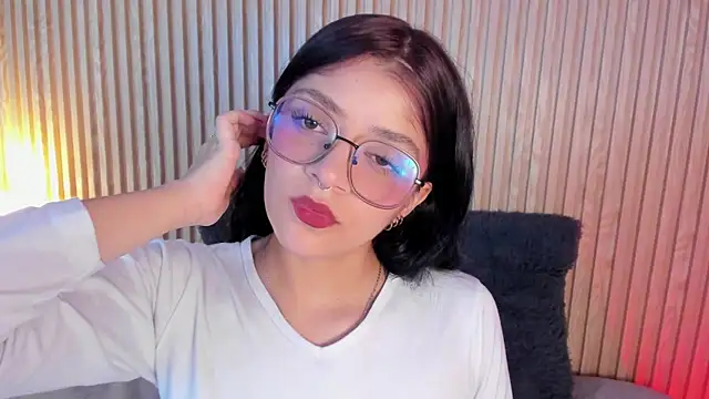 Snapshot of lana_dol chatting on October 18, 2025, 2:19 pm lana dol online show from October 18, 2025, 2:19 pm