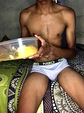 Mallona online show from January 11, 2026, 9:44 pm