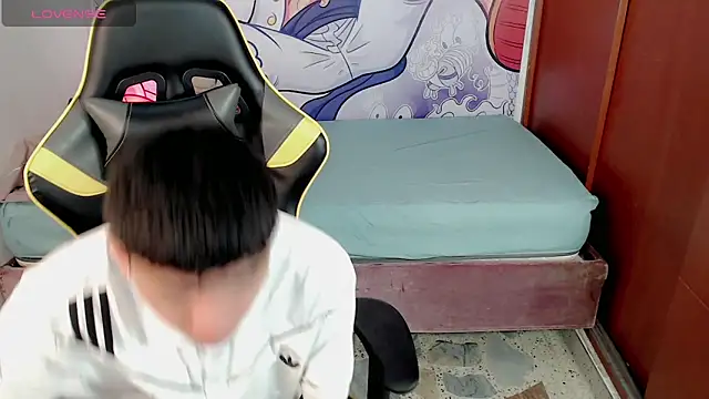 Brayan lopezz online show from January 28, 2025, 12:54 pm