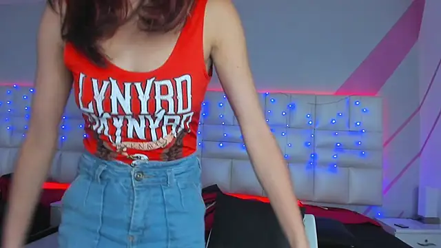 Snapshot of Salome_rouse1 chatting on October 18, 2025, 9:06 pm Salome rouse1 online show from October 18, 2025, 9:06 pm