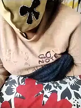 Snapshot of Strong_jasika chatting on January 4, 2025, 7:34 pm Strong jasika online show from January 4, 2025, 7:34 pm