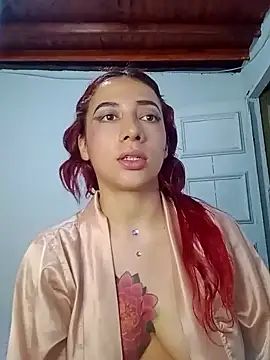 cherrydelioncourt online show from February 13, 2025, 8:38 am