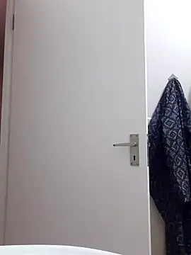 Snapshot of MIGHTY_MAGNUM chatting on January 10, 2025, 7:43 pm MIGHTY MAGNUM online show from January 10, 2025, 7:43 pm