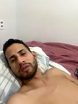 Xhez online show from October 1, 2025, 2:17 am