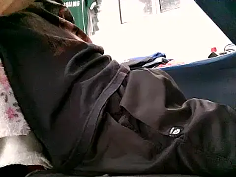 Snapshot of bbehemothh chatting on February 2, 2026, 1:10 pm bbehemothh online show from February 2, 2026, 1:10 pm