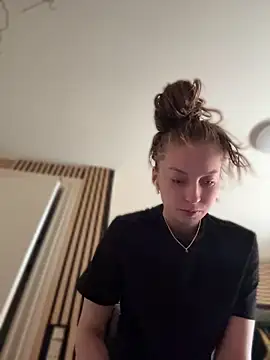 Hr Frk Olsen online show from June 8, 2026, 10:38 am