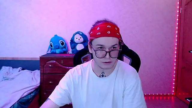 Steve Mi online show from September 15, 2025, 1:33 pm