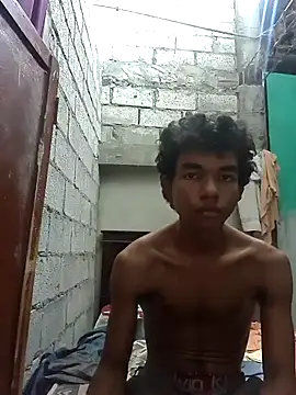 Reynold2608 online show from September 11, 2025, 7:14 pm