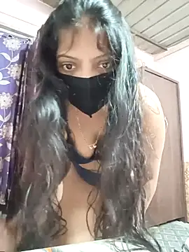 Snapshot of queensenorita chatting on July 6, 2026, 5:48 pm queensenorita online show from July 6, 2026, 5:48 pm