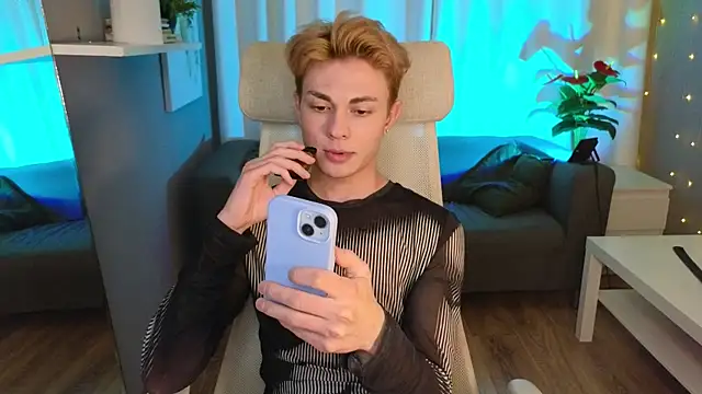 naughty evan online show from March 7, 2025, 7:05 pm