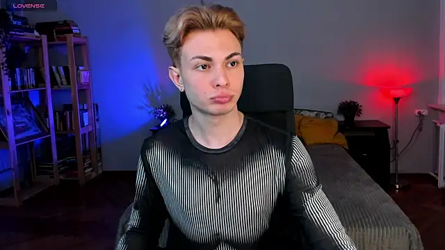 naughty evan online show from February 6, 2025, 2:48 pm