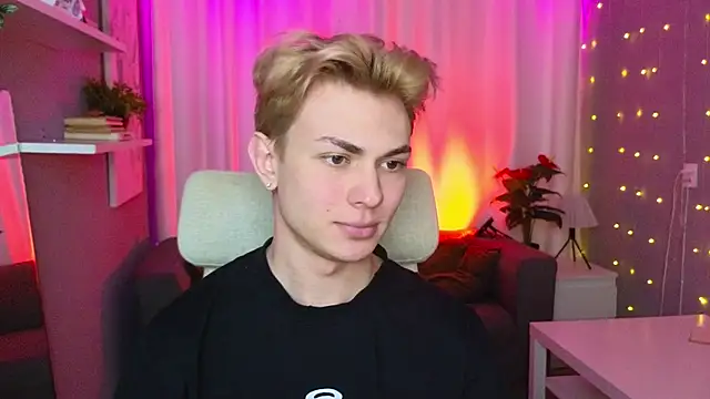 naughty evan online show from March 6, 2025, 5:33 pm