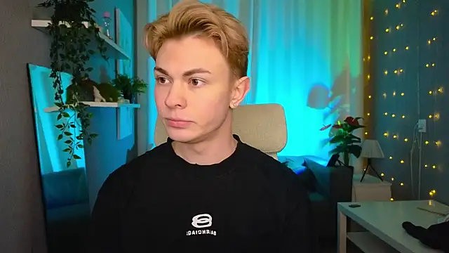 naughty evan online show from March 1, 2025, 2:55 pm