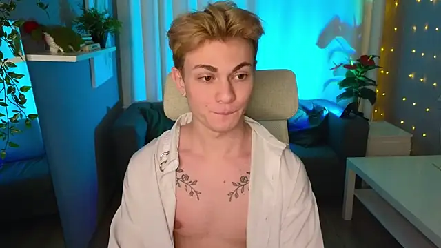 naughty evan online show from February 28, 2025, 8:18 pm