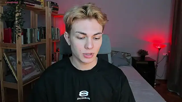 naughty evan online show from March 8, 2025, 1:36 pm