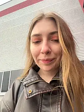 Sunny   Bunny online show from March 18, 2026, 8:06 am