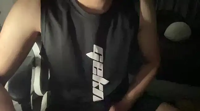 Snapshot of Chazklein chatting on January 3, 2025, 9:05 pm Chazklein online show from January 3, 2025, 9:05 pm