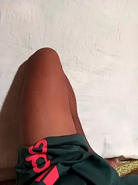 paugrande453 online show from September 21, 2025, 3:28 pm