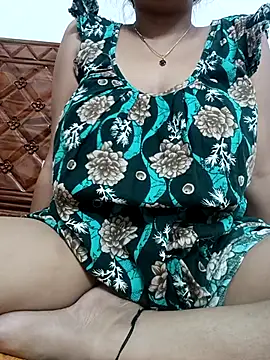 Priya 2222 online show from April 25, 2026, 7:44 pm