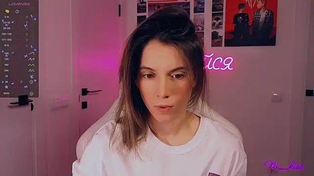  ni kiss online show from December 4, 2025, 6:51 pm