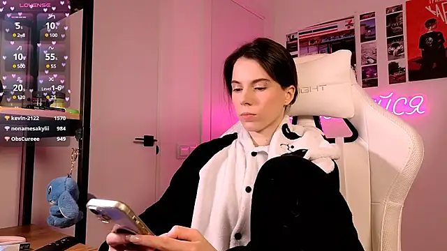  ni kiss online show from February 20, 2026, 4:20 pm