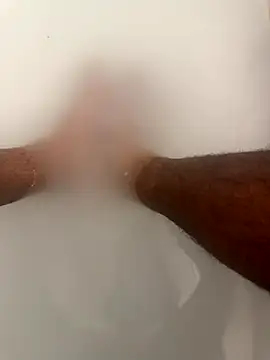 SensualG300 online show from October 31, 2025, 4:03 pm