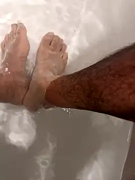 SensualG300 online show from December 5, 2025, 2:54 am