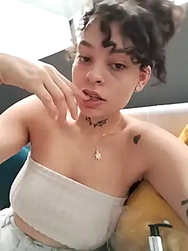 Snapshot of KatherineGomez chatting on March 3, 2026, 10:06 pm KatherineGomez online show from March 3, 2026, 10:06 pm