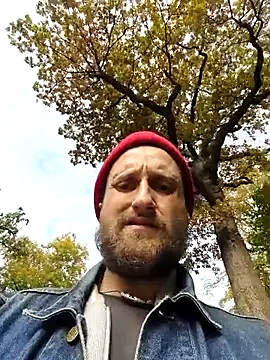 Snapshot of Ozomitro chatting on October 16, 2025, 8:22 am Ozomitro online show from October 16, 2025, 8:22 am