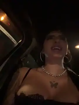 Hilary pinkk online show from April 11, 2026, 1:24 am