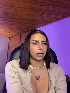 Hilary pinkk online show from March 2, 2026, 5:19 am