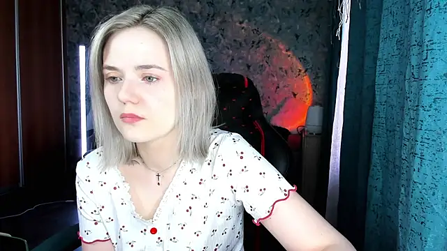 Your small bunny online show from May 12, 2026, 2:08 am