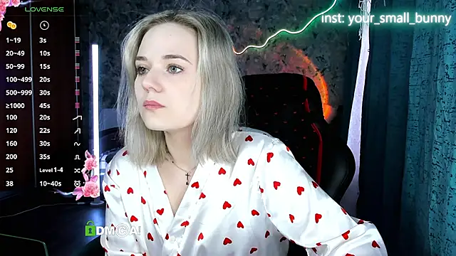 Your small bunny online show from June 1, 2026, 2:01 am