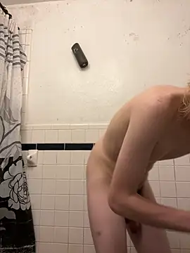 tallnerdyguy online show from November 15, 2025, 10:47 pm