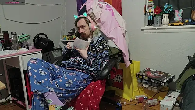 tallnerdyguy online show from February 23, 2026, 12:45 am