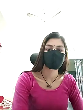 Snapshot of Tisha-01 chatting on September 22, 2025, 2:28 am Tisha-01 online show from September 22, 2025, 2:28 am