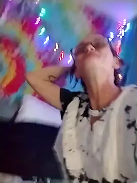 ivylee31 online show from December 20, 2025, 1:36 pm