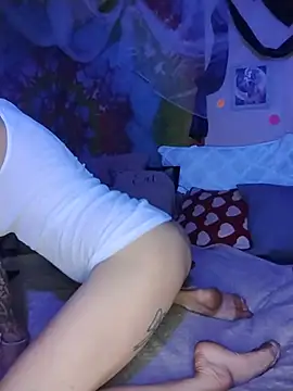 ivylee31 online show from July 3, 2026, 3:57 am
